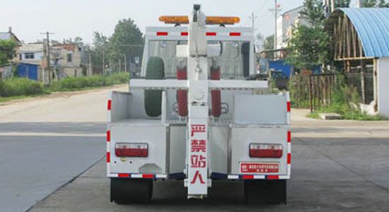 东风福瑞卡双排多功能清障车