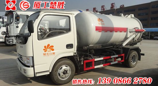 楚胜牌CSC5070GXW4型福瑞卡吸污车