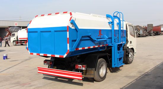 楚胜牌CSC5070ZZZ4型自装卸式垃圾车