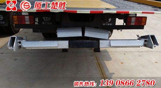 楚胜牌豪沃一拖二清障车