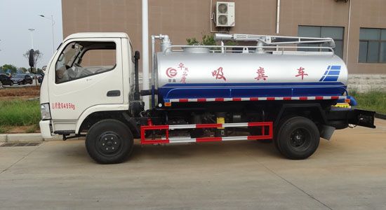 楚胜牌CSC5071GXE4型东风锐铃吸粪车