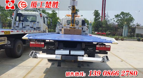 楚胜牌东风凯普特3.2吨随车吊清障车