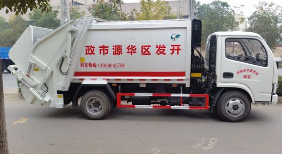 楚胜牌CSC5070ZYS4型压缩式垃圾车