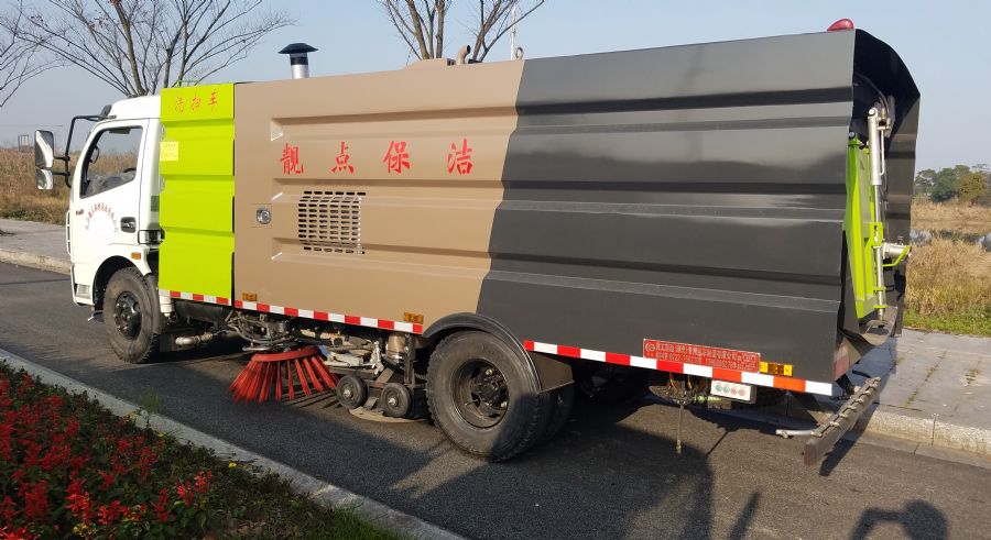 楚胜牌东风多利卡洗扫车