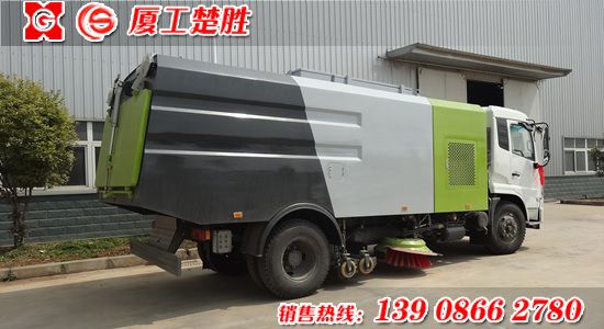 东风天锦干式扫路车