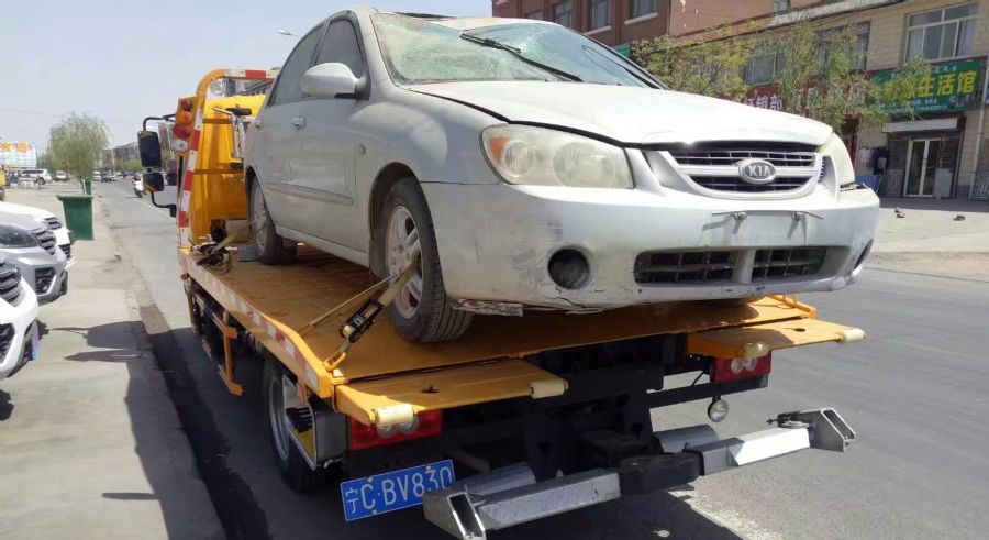 楚胜牌欧马可蓝牌清障车