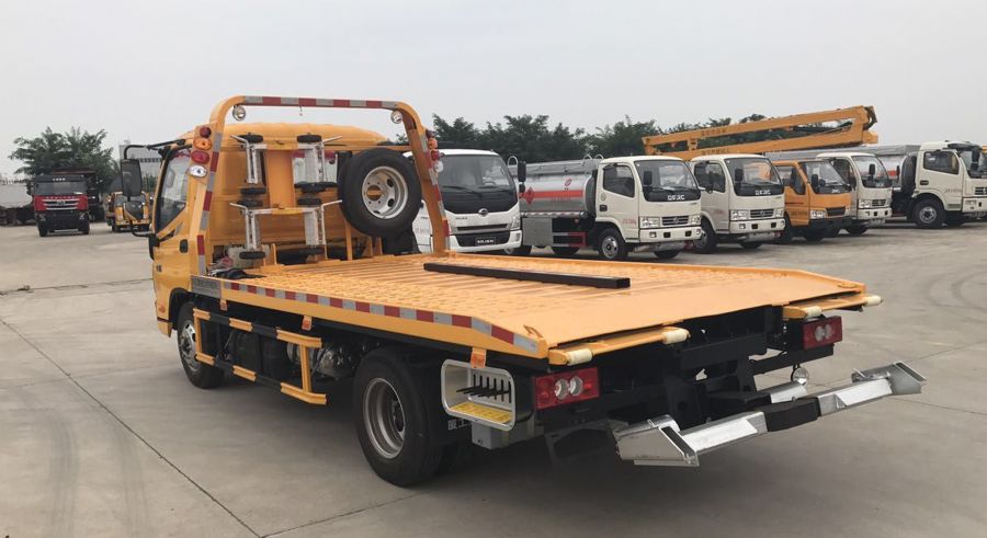 福田欧马可蓝牌清障车