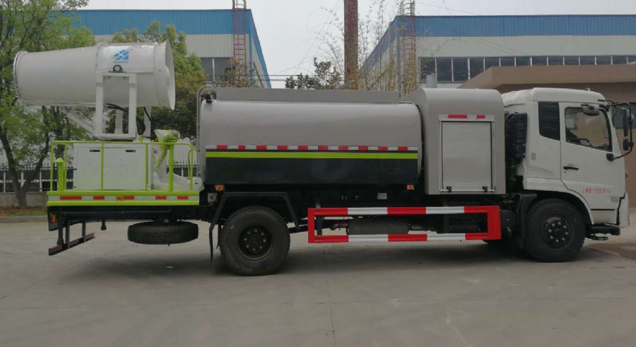 东风天锦抑尘车