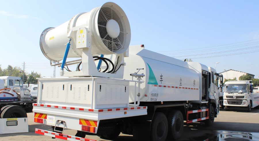 东风天龙抑尘车