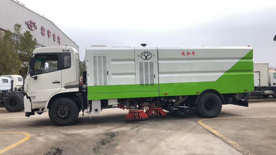 东风天锦天然气洗扫车