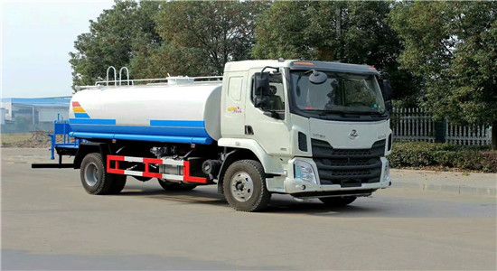 柳汽底盘12方洒水车