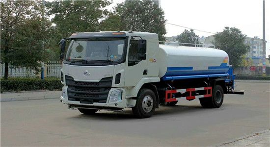 柳汽底盘12方洒水车