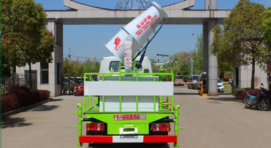 凯马蓝牌不超重抑尘车