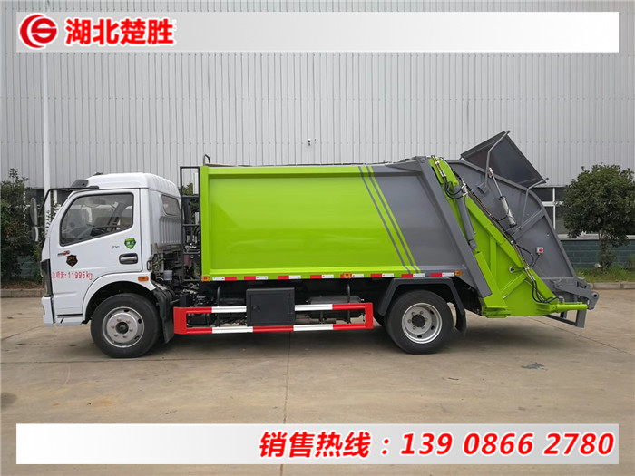 国六多利卡8方压缩垃圾车