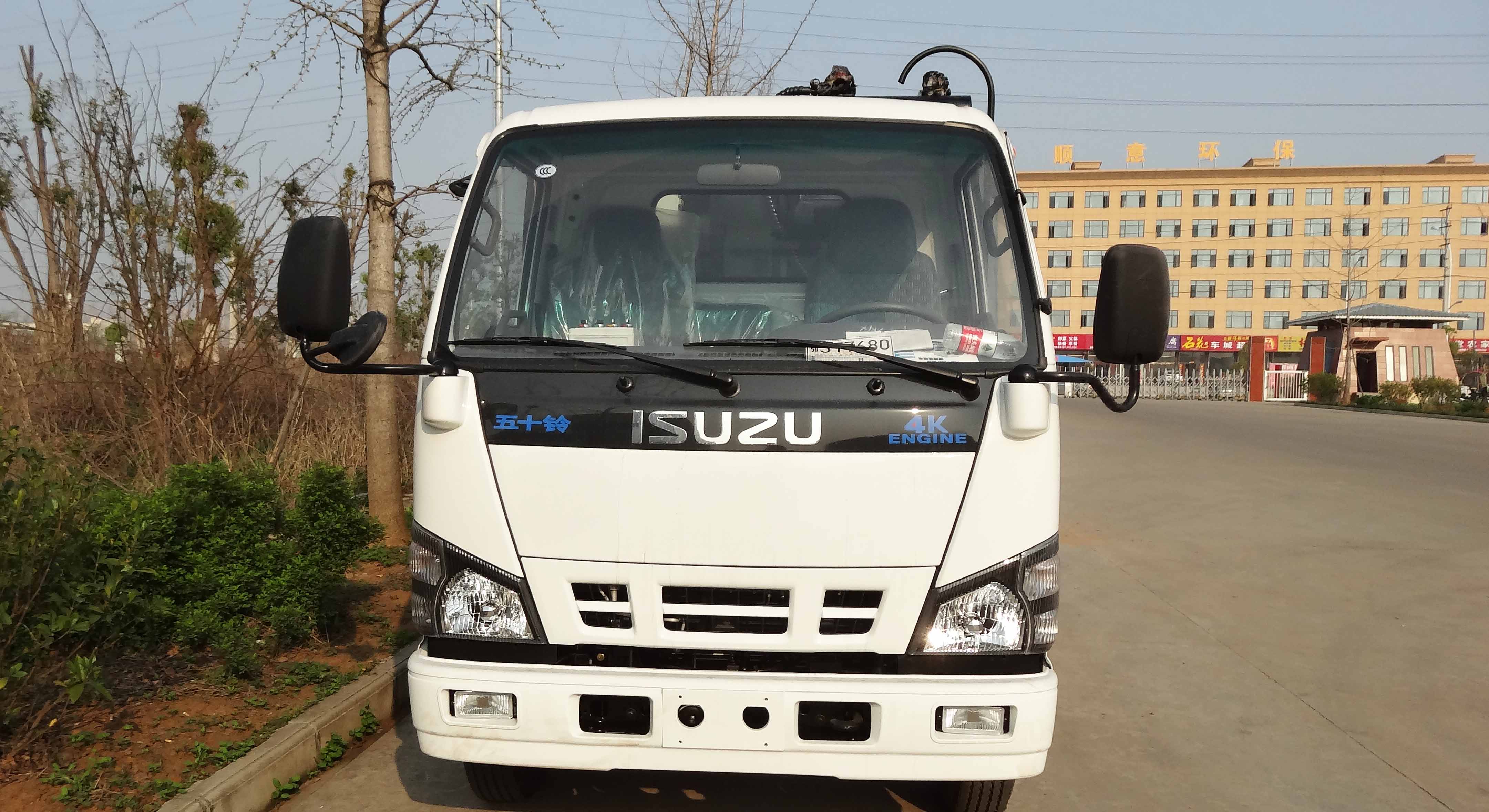 国六庆铃五十铃6方压缩垃圾车