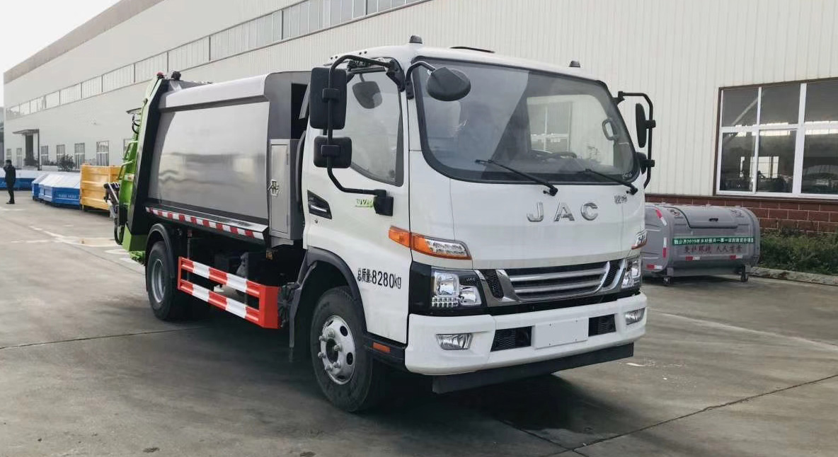 江淮国六8方压缩式垃圾车