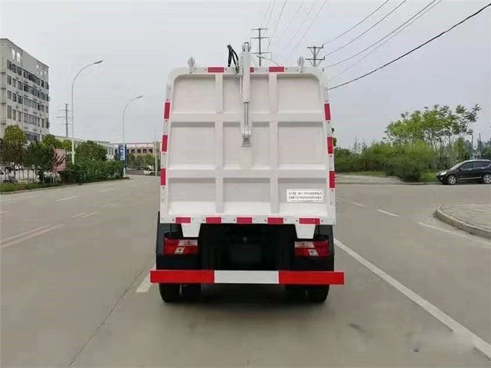 5方新款自装卸式垃圾车