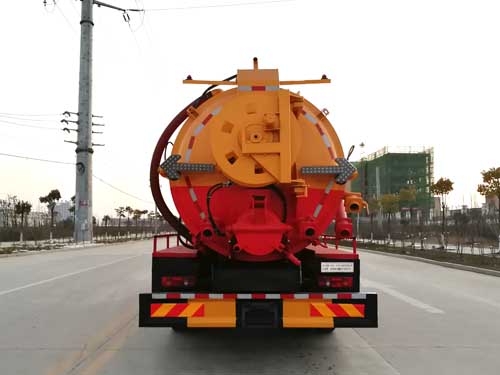 楚胜牌CSC5181GQWD5型清洗吸污车