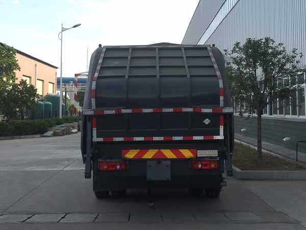 东风专底12方压缩式垃圾车